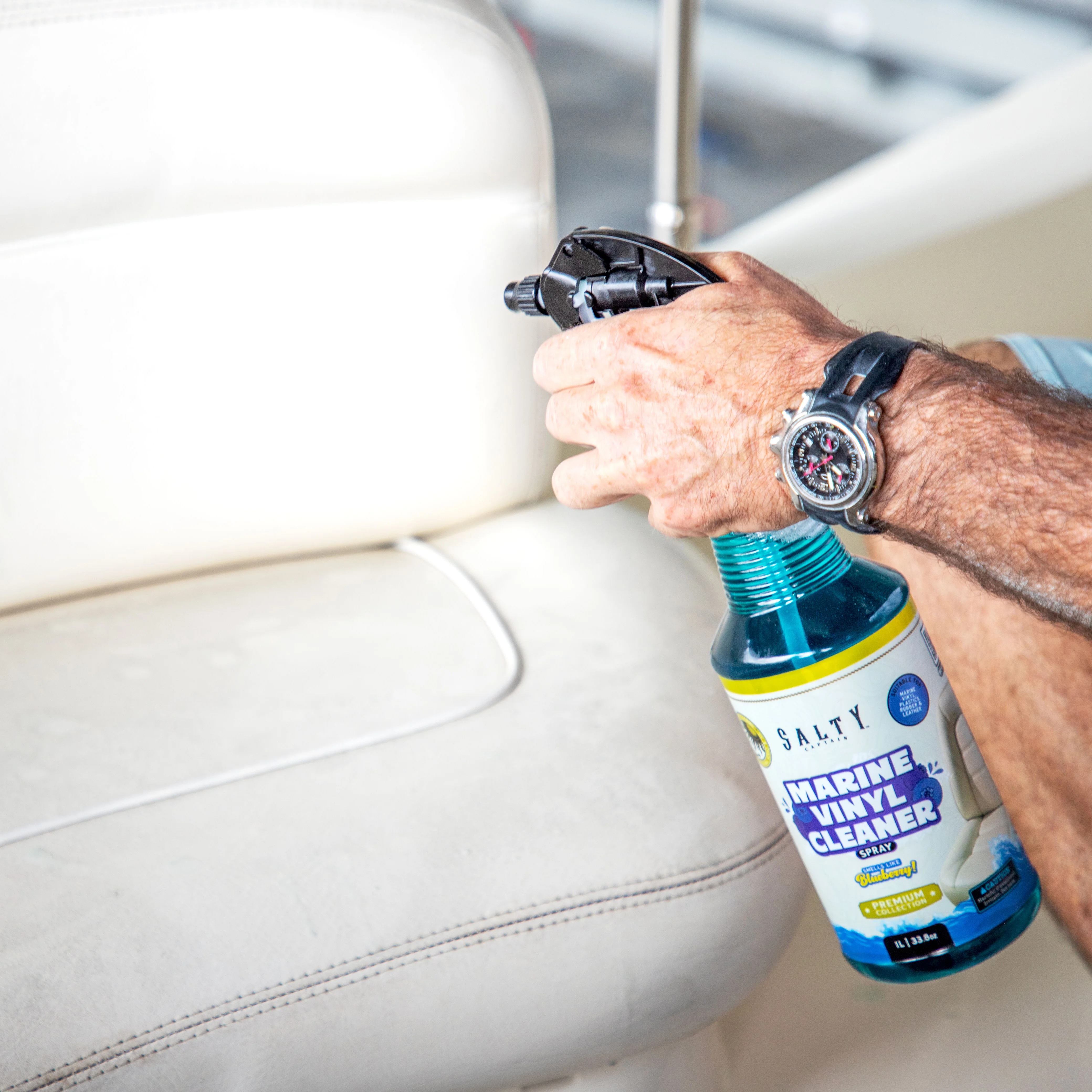 Marine Vinyl Cleaner 1L - Image 2