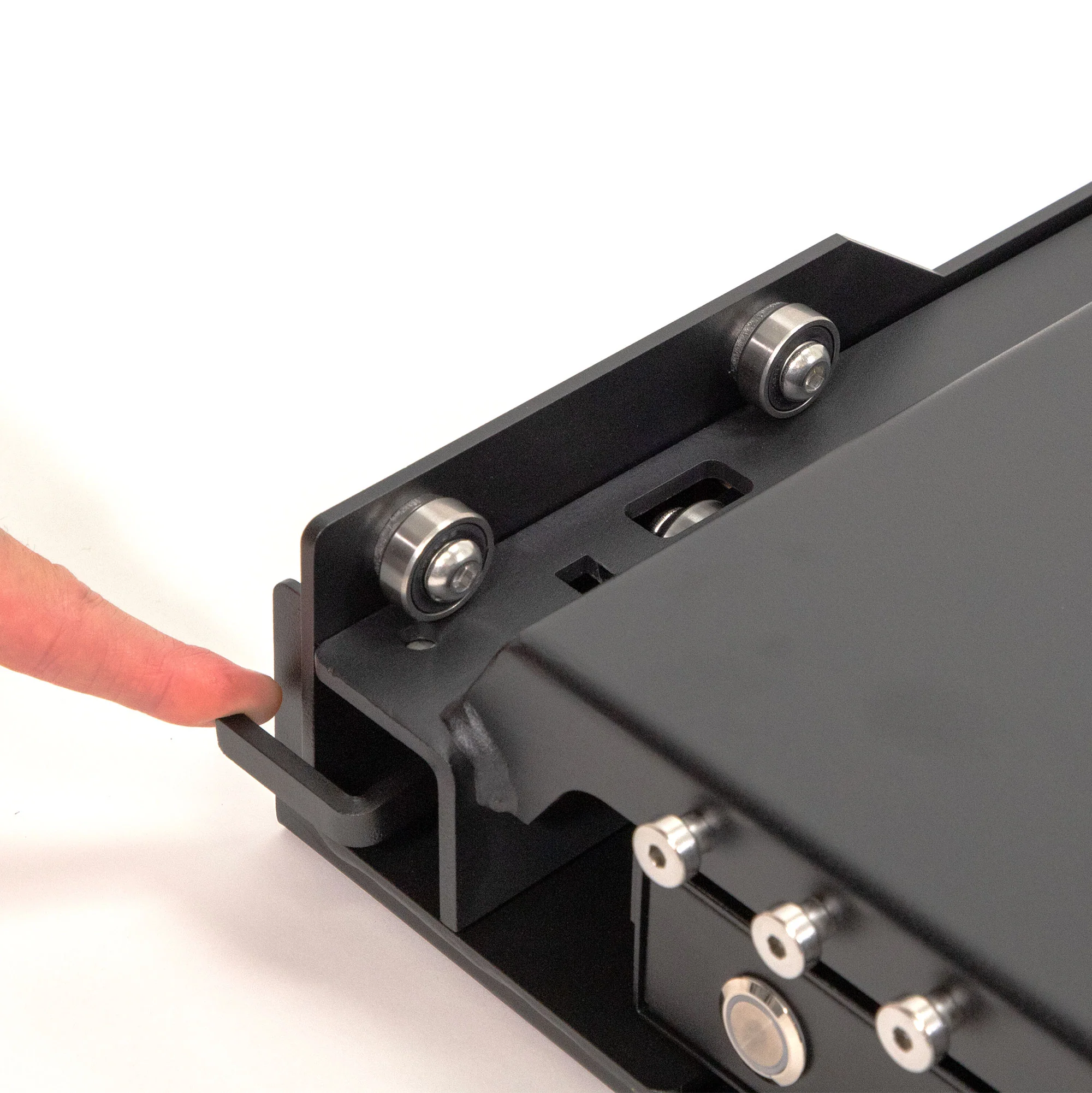 12V MasterHub Fridge Slide with 100ah Battery MPPT Controller & 40A DCDC Charger - Image 4